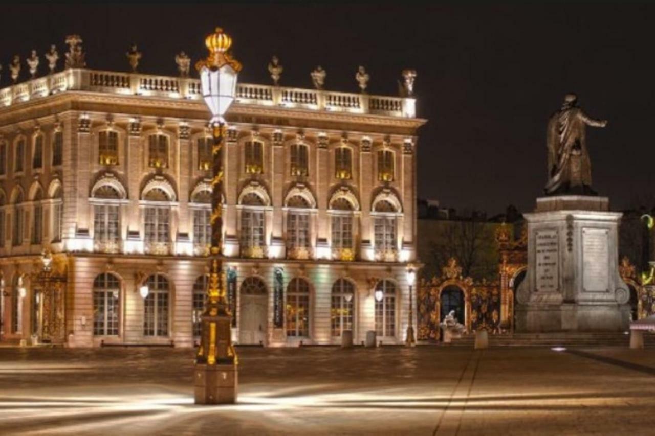 La Duchesse - Loveroom Moonlove Place Stanislas Nancy Buitenkant foto